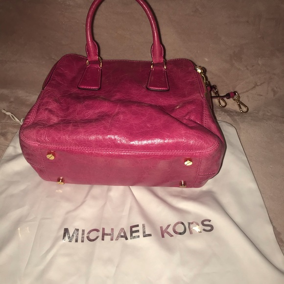 BEAUTIFUL MICHAEL KORS BAG - Picture 4 of 7